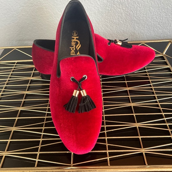 NWOT Harpelunde Party Slip On Loafers Smoking Slippers Holiday Red Black 8 FLAW - Picture 1 of 7